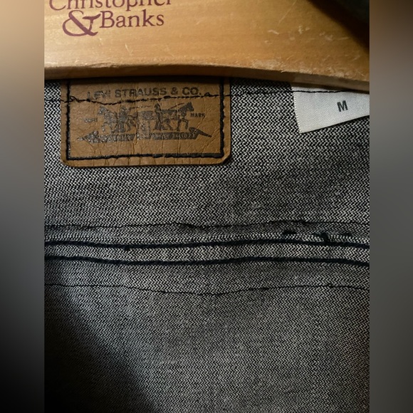 Custom designed Levi’s Jacket | Alvin Schwartz - Picture 4 of 4